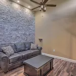 Chic Fort Myers Escape With Community Perks!