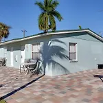 Fountain Cottages Inn