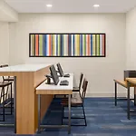 Holiday Inn Express & Suites Ft Myers East- The Forum