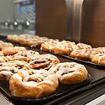 Holiday Inn Express & Suites Ft Myers East- The Forum