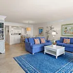 Gorgeous Renovated Residence In Upscale Sanibel Harbour Tower