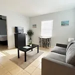 Poolfront Cottage Near Beach With Full Kitchen!