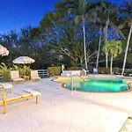 Elegant Private Old South Florida Estate New Sleeps 18 To 20 Large Families Retreat Weddings Reunions Nanny Quarters