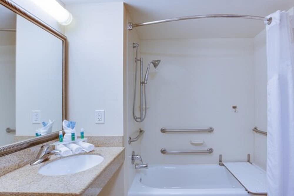 Express & Myers East - The Forum By Ihg 2* Fort Myers