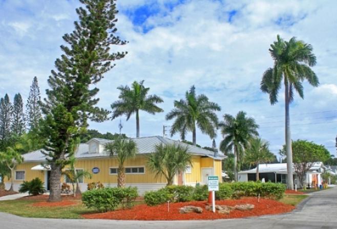Beach * Fort Myers
