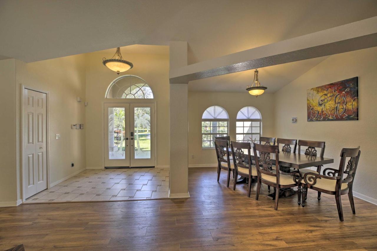 Private Myers Escape With Screened Pool And Lanai