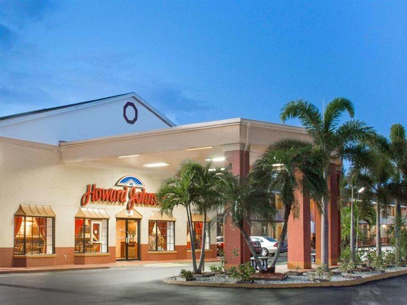 Howard Johnson By Wyndham Ft. Myers Fl Hotel 3*