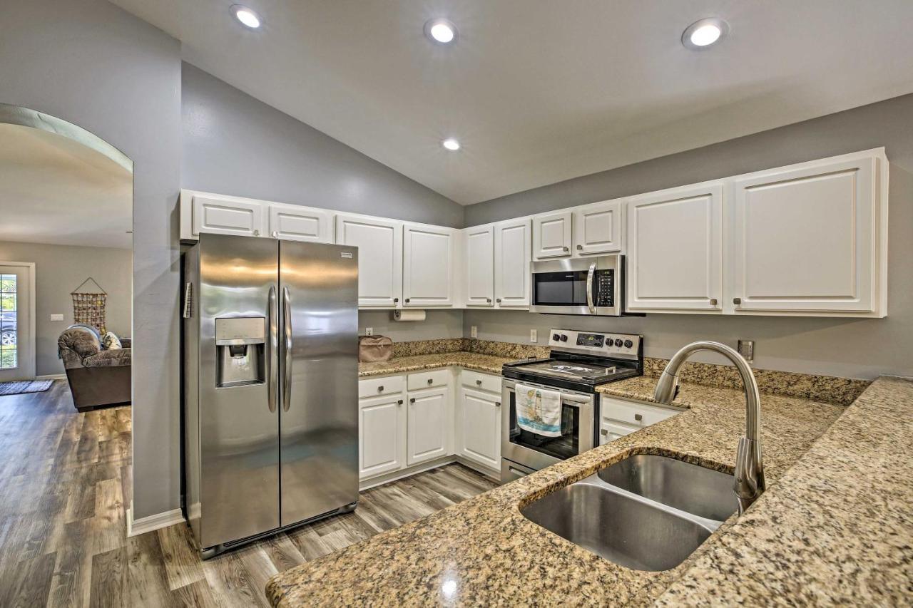 Holiday home Modern Retreat With Pool, Hot Tub, And Patio! Fort Myers