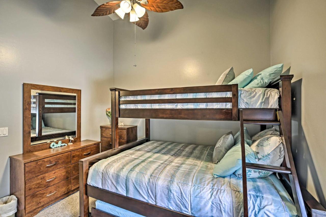 Modern Retreat With Pool, Hot Tub, And Patio! Holiday home