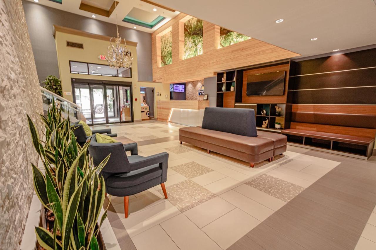 Days & By Wyndham Myers Near Jetblue Park Fort Myers