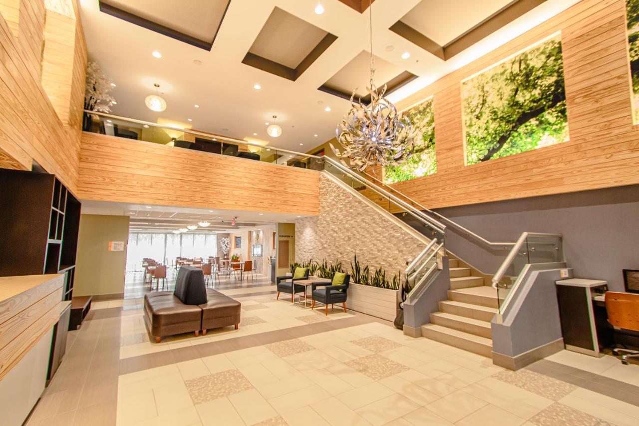 Days & By Wyndham Myers Near Jetblue Park Fort Myers