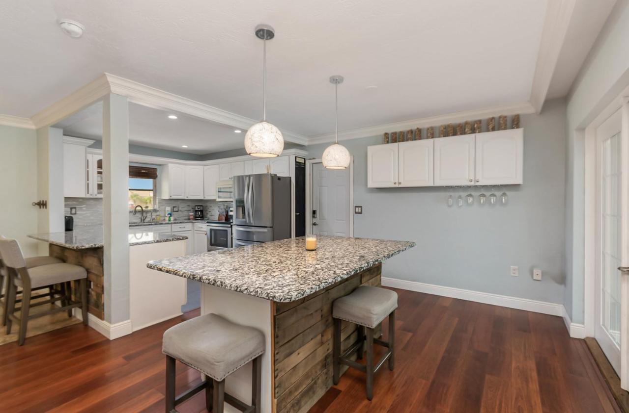 Davis Oasis Fort Myers