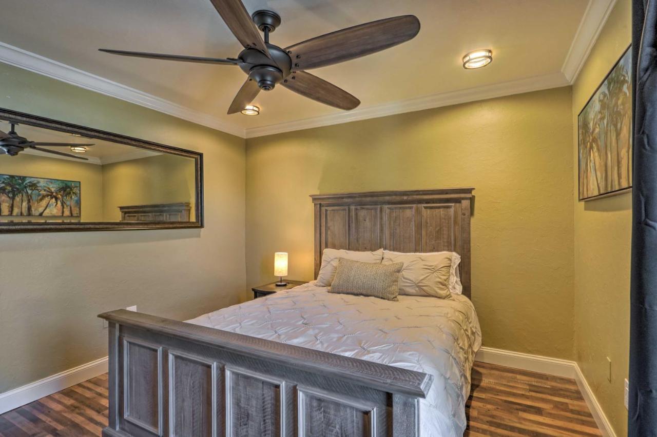 Chic Myers Escape With Community Perks! Holiday home