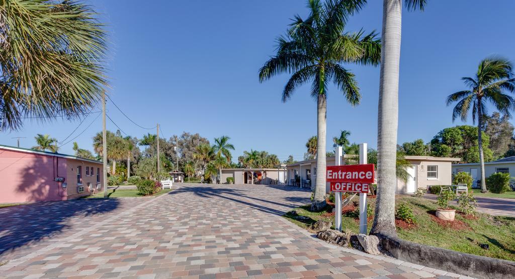 Fountain Cottages Motel Fort Myers