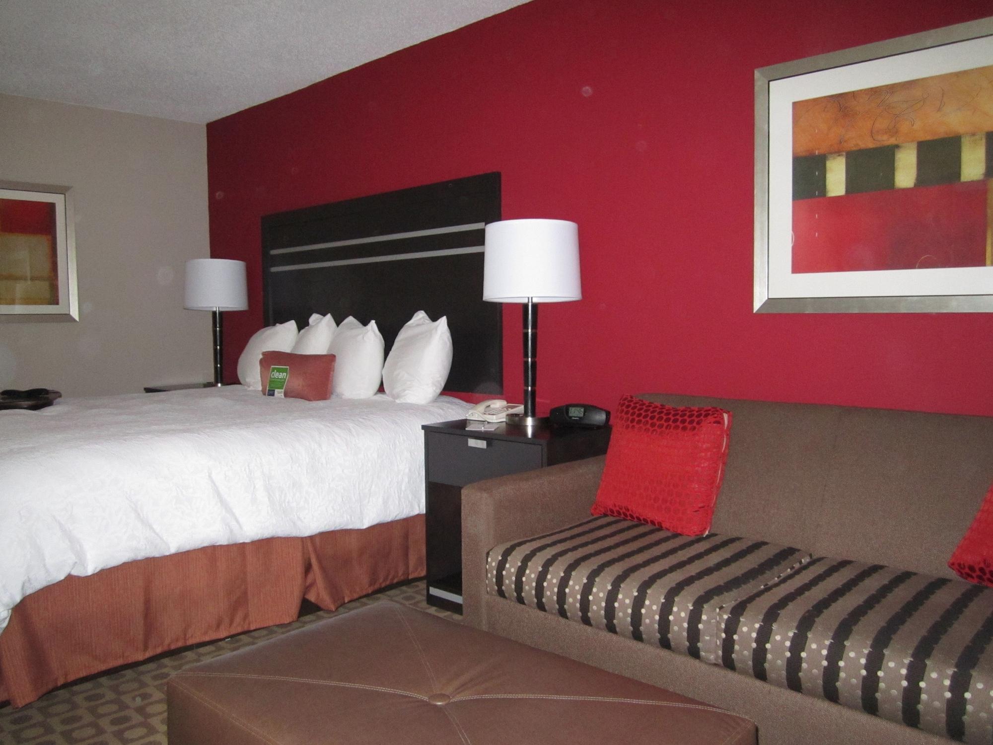Hampton Myers-airport & I-75 Hotel 3*