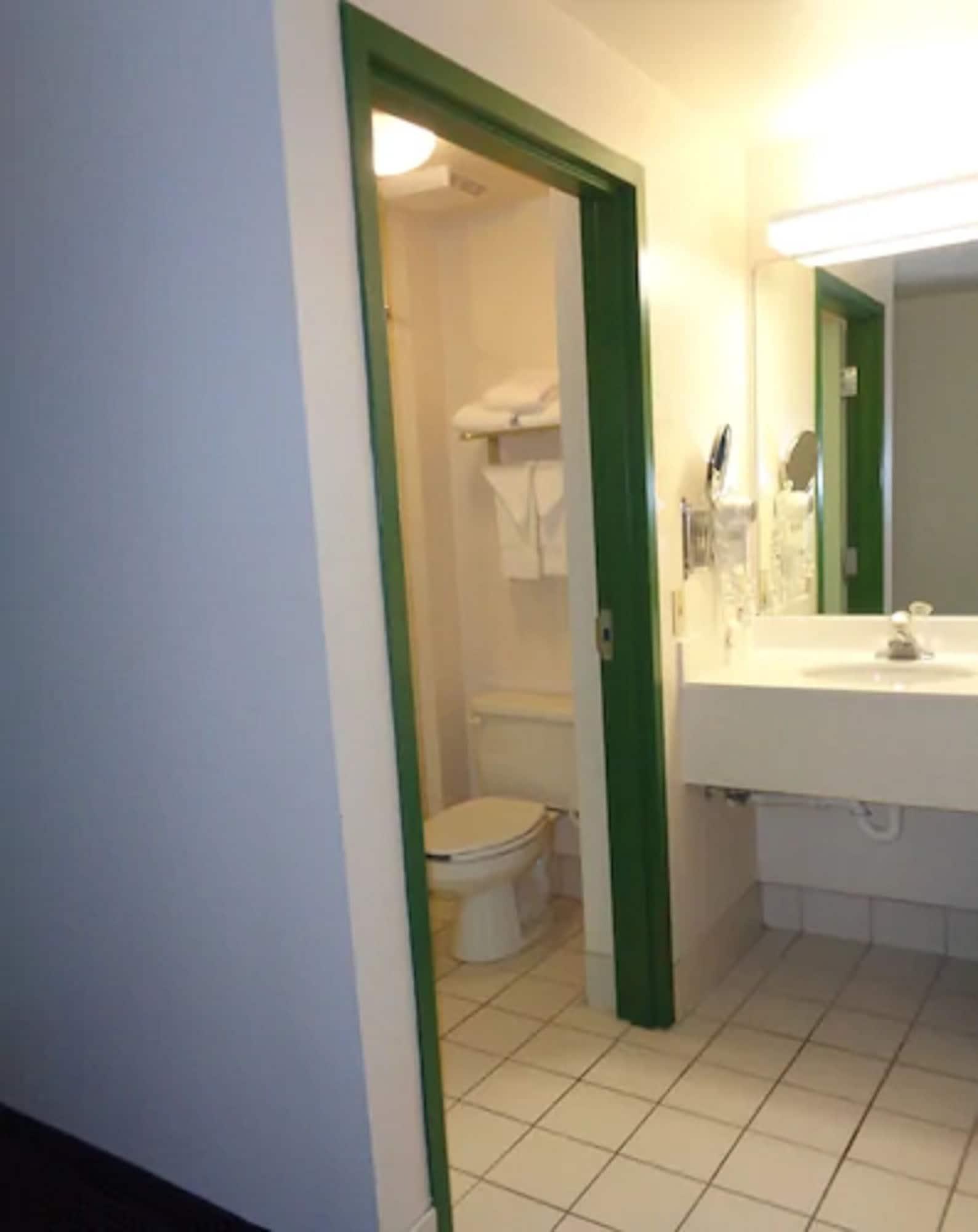 Allure Of Myers Hotel 3*