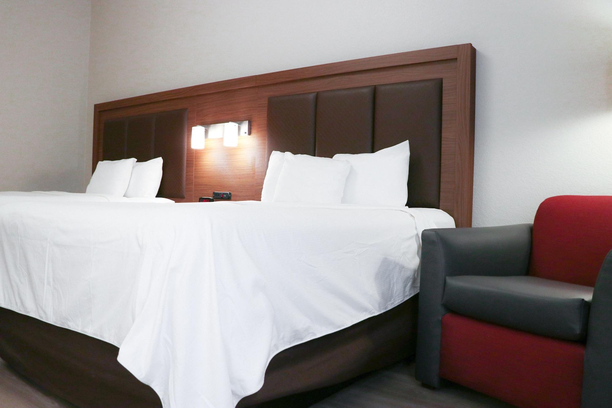 Days & By Wyndham Myers Near Jetblue Park Hotel 3*