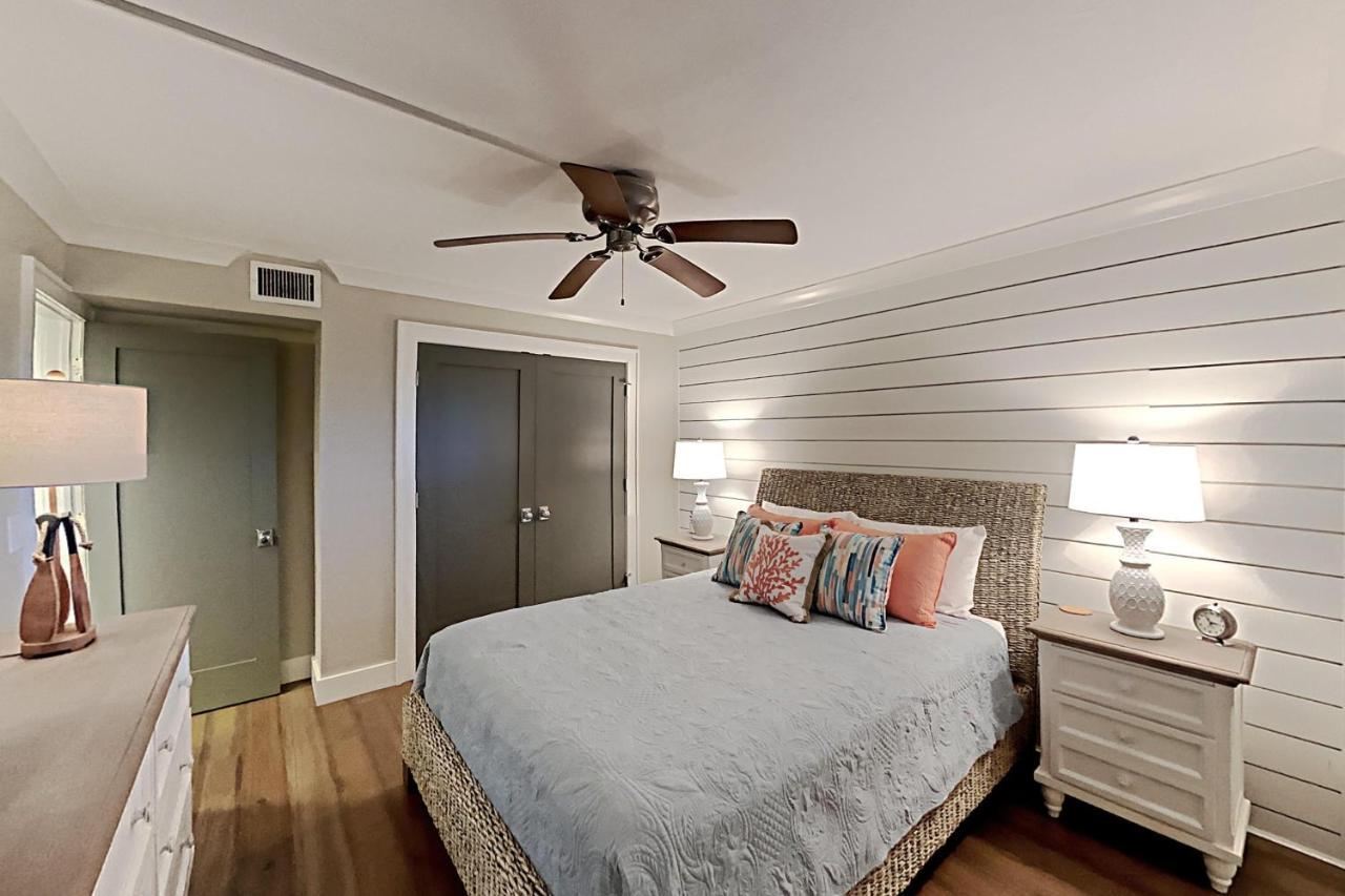 Holiday home Bay View Tower 634 Sanibel Harbour *