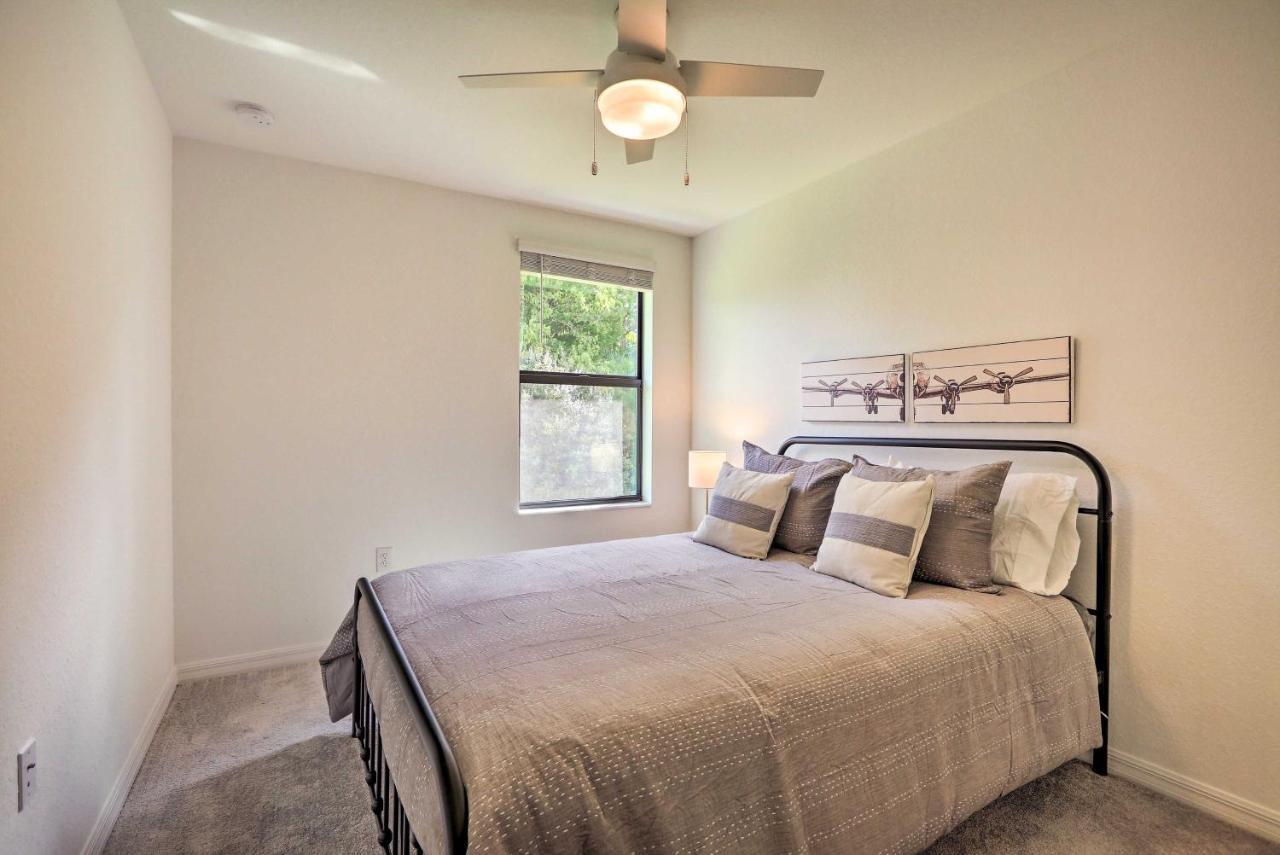 Holiday home Brand New Myers Townhome Community Pool *