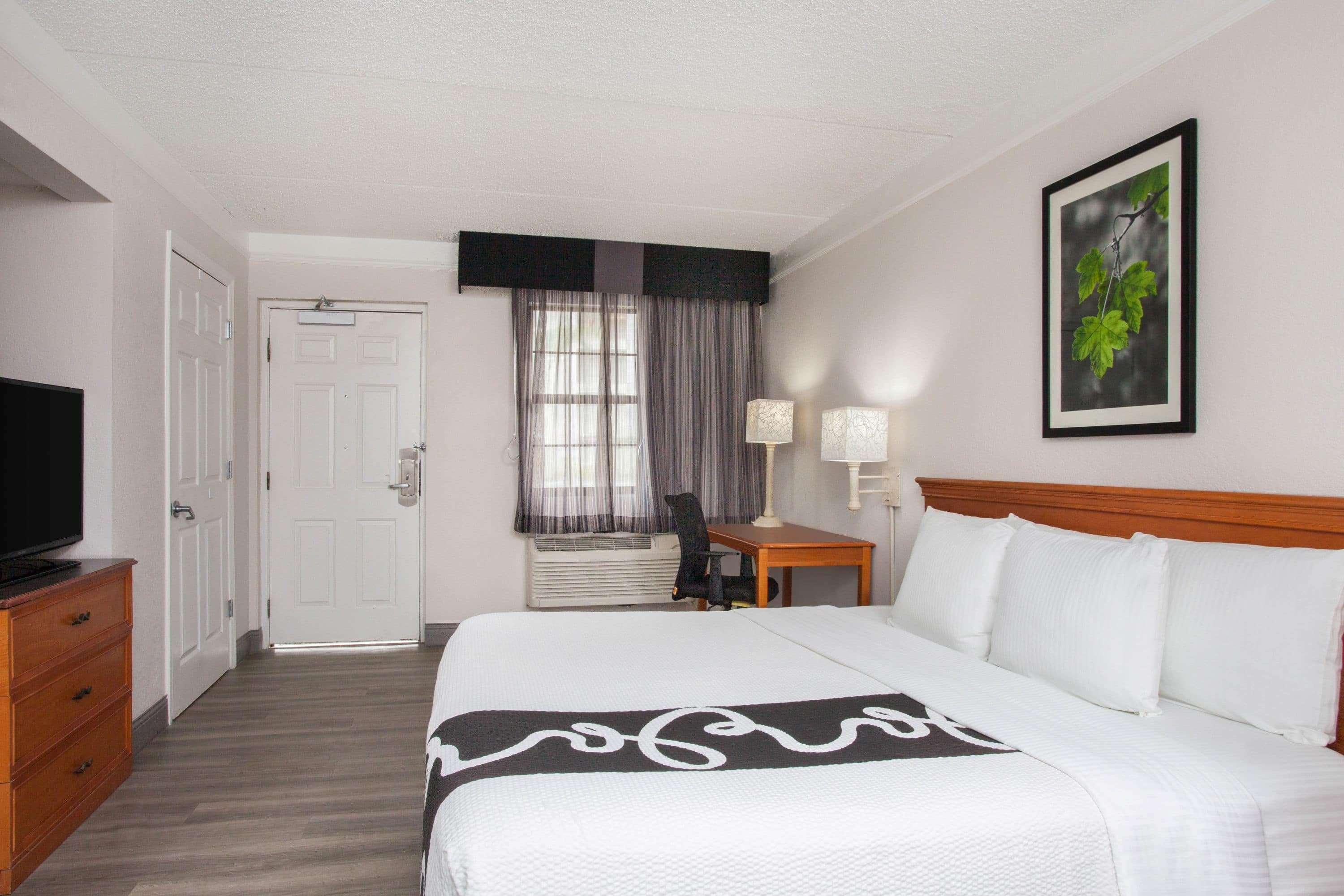 Baymont By Wyndham Myers Hotel Fort Myers