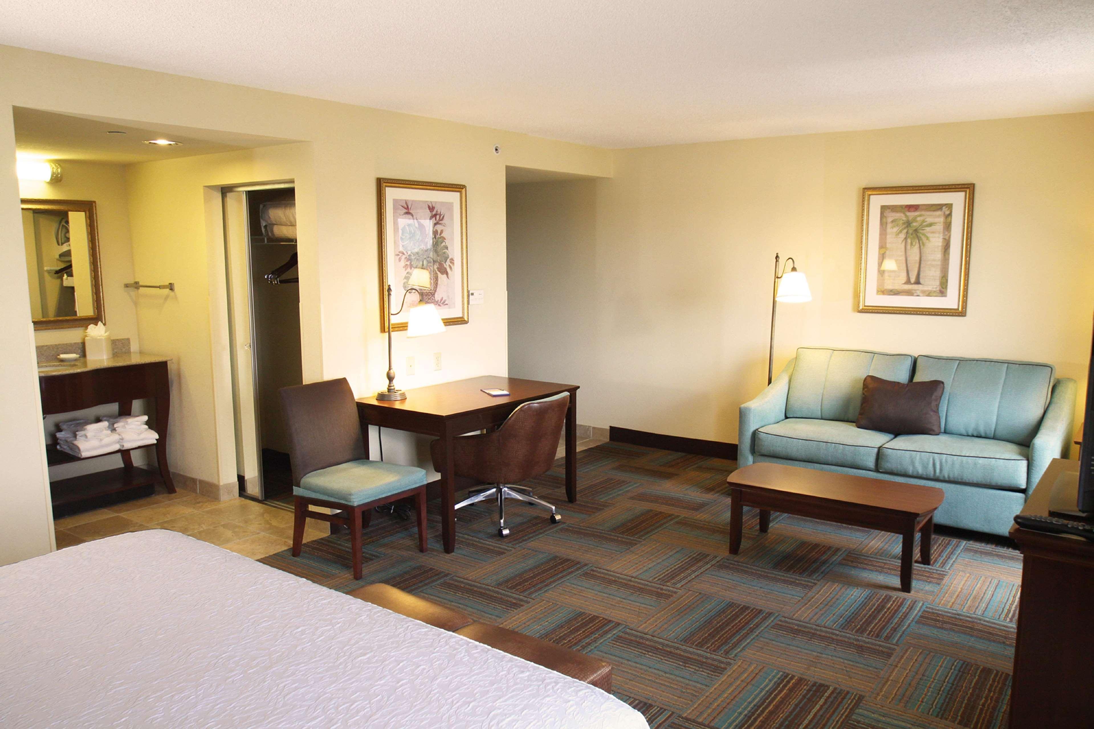Hampton & Myers-colonial Boulevard Hotel 3*