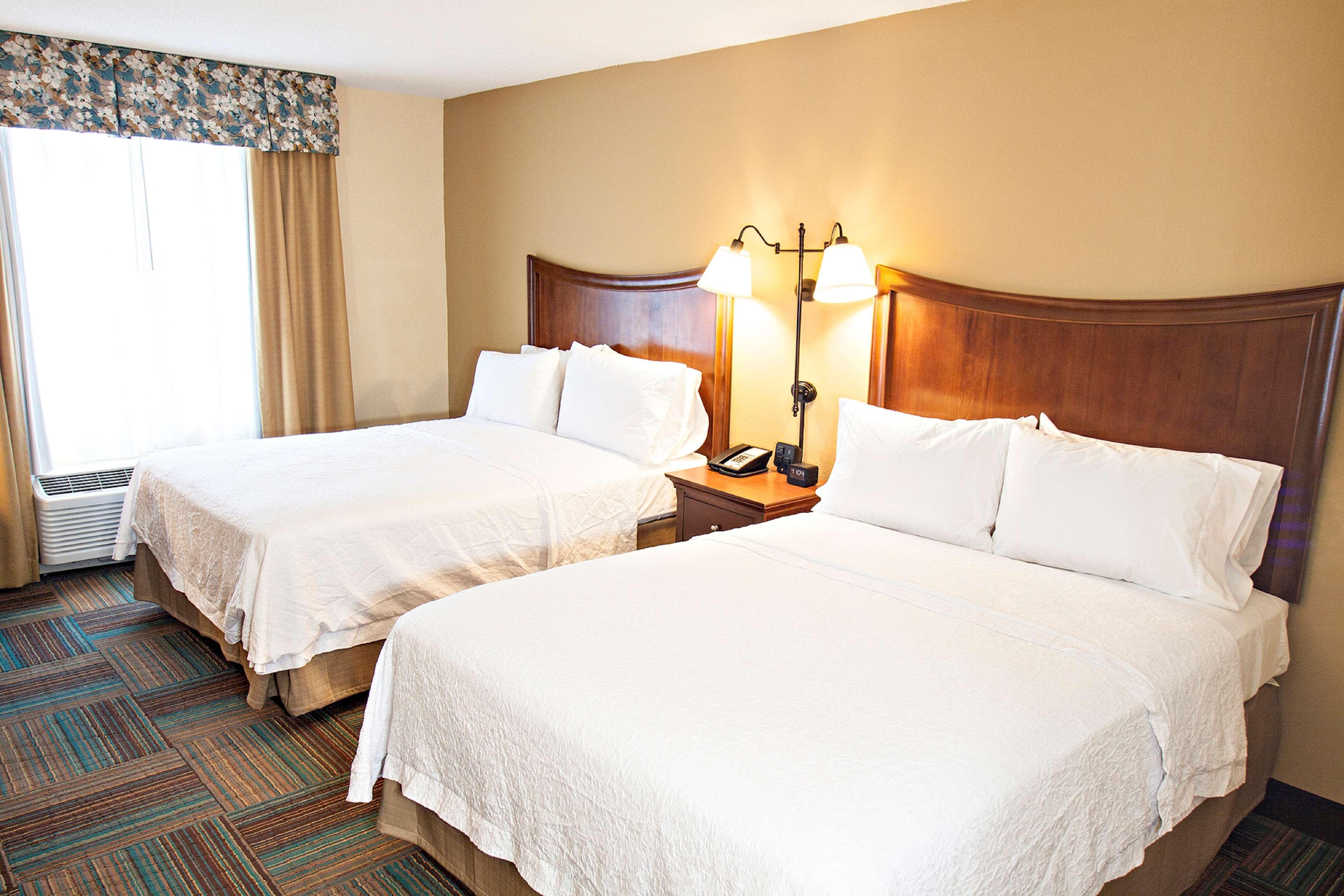 Hotel Hampton & Myers-colonial Boulevard 3*