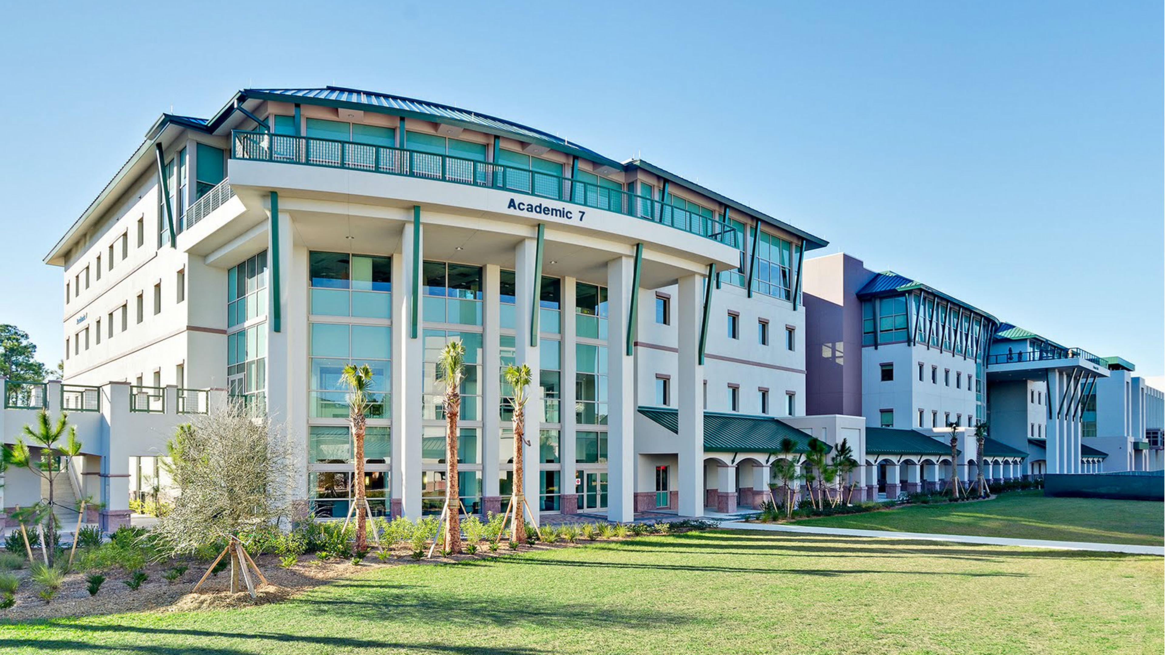 Hotel Crowne Plaza Ft Myers Gulf Coast By Ihg Fort Myers