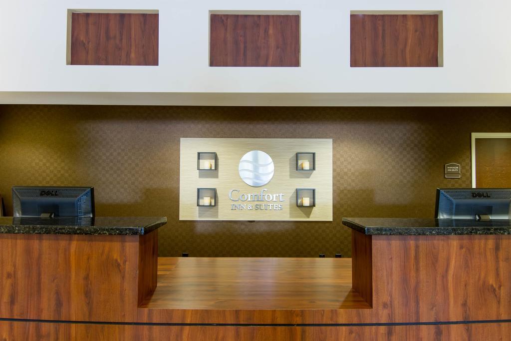 Comfort & Airport Hotel