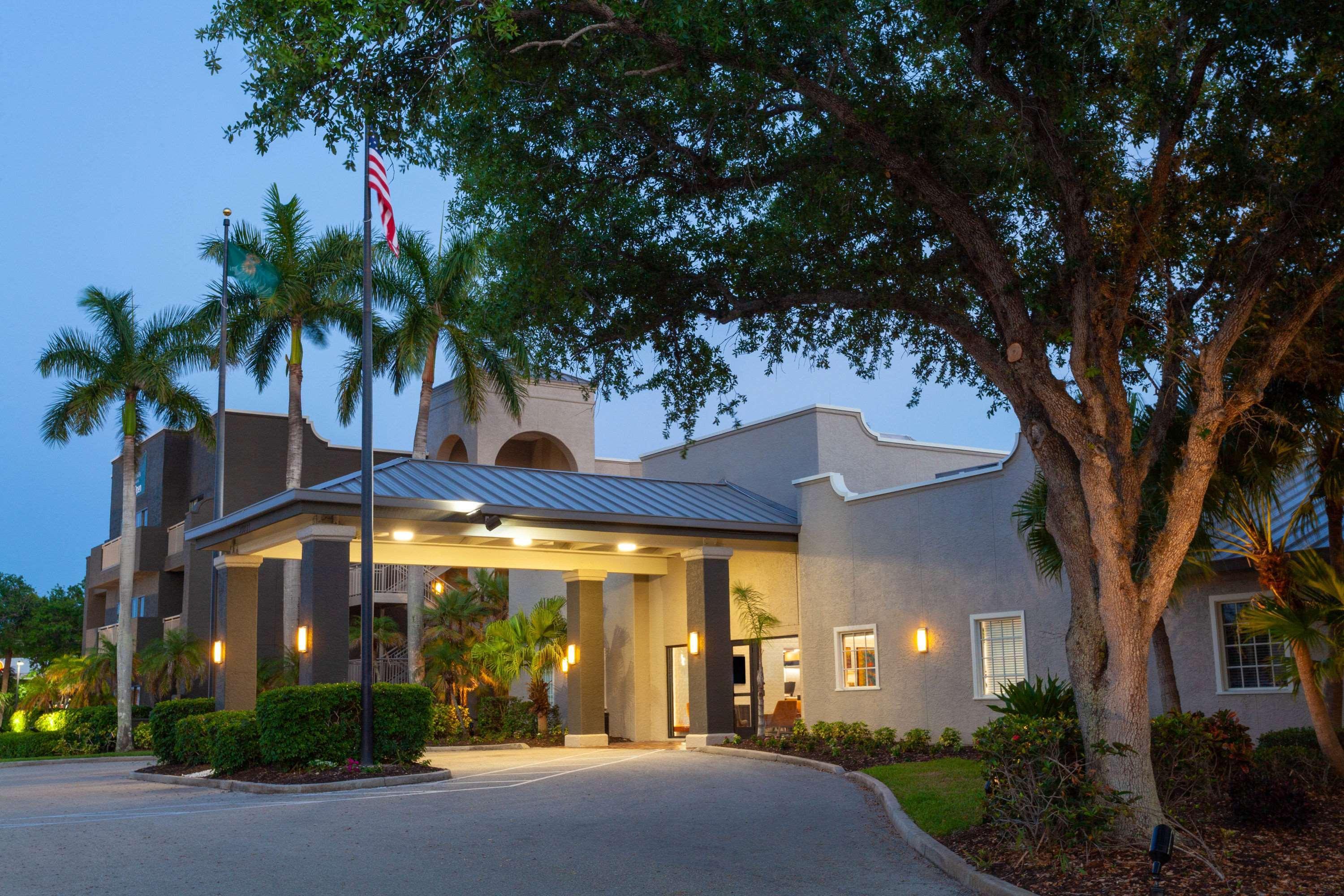 Hotel La Quinta By Wyndham Ft. Myers - Sanibel Gateway Fort Myers