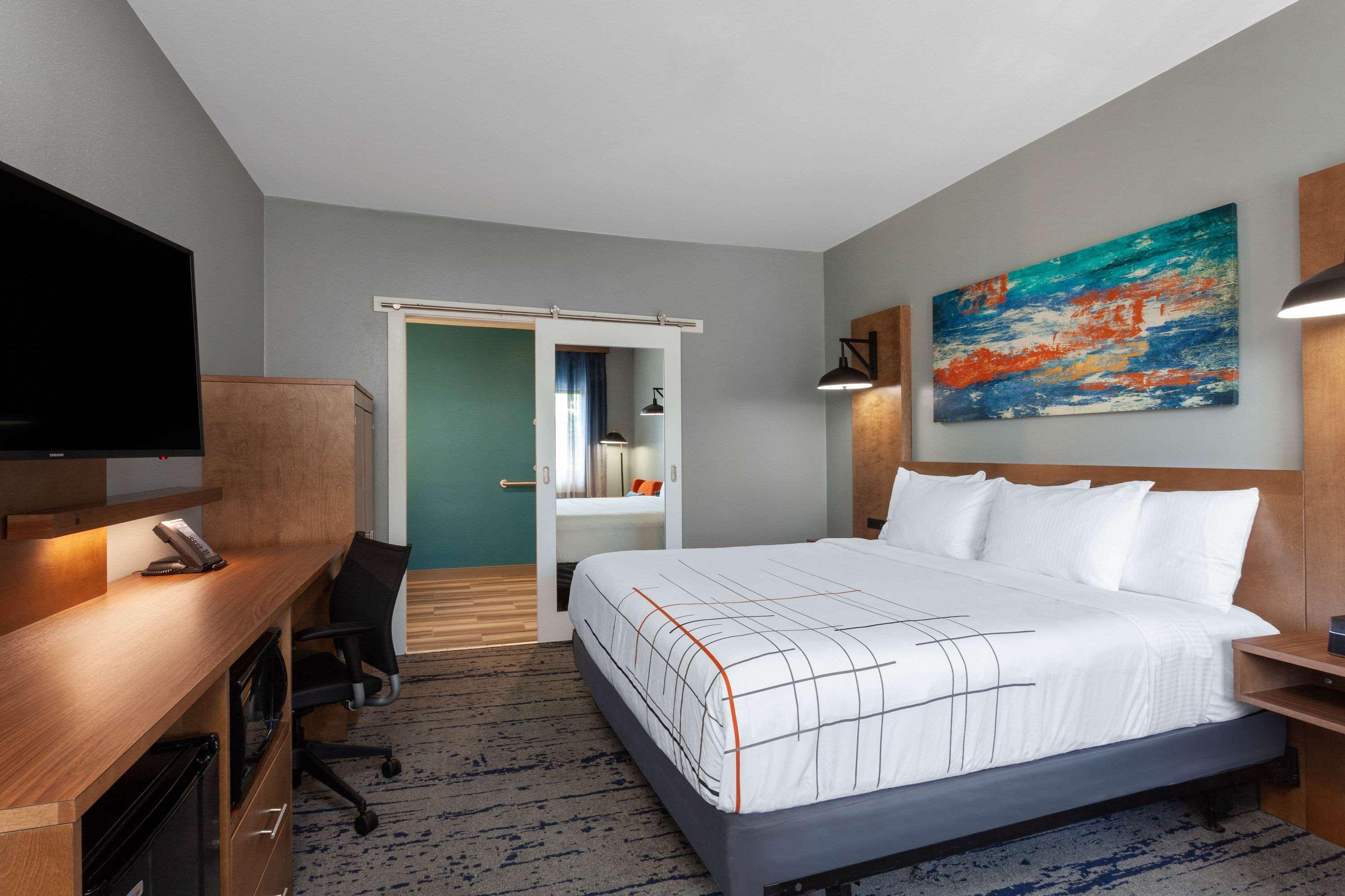 La Quinta By Wyndham Ft. Myers - Sanibel Gateway Hotel