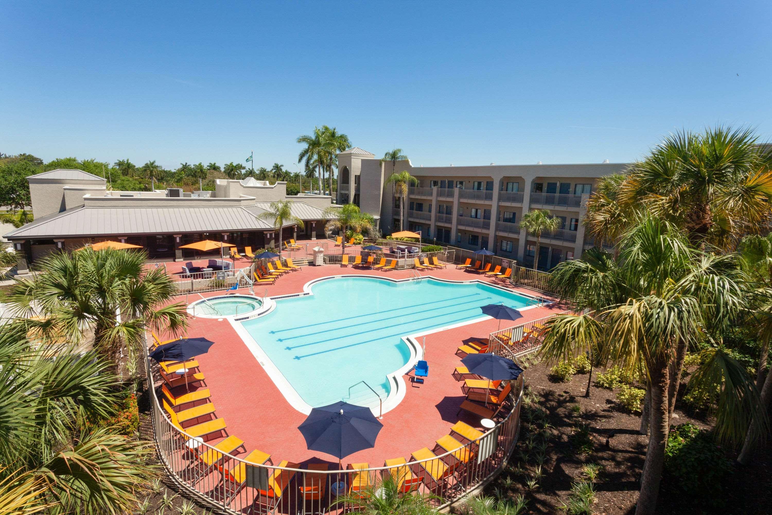 La Quinta By Wyndham Ft. Myers - Sanibel Gateway Hotel