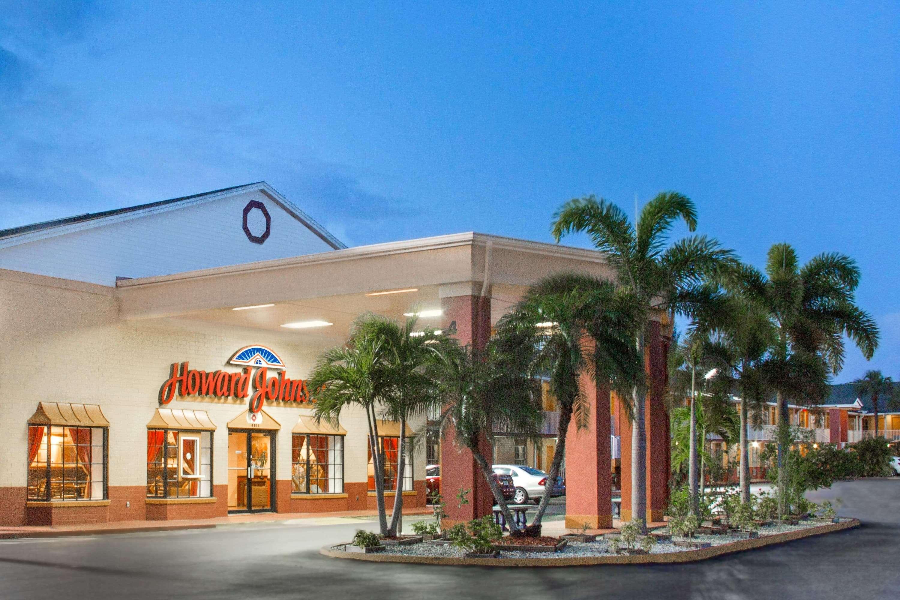 Hotel Howard Johnson By Wyndham Ft. Myers Fl