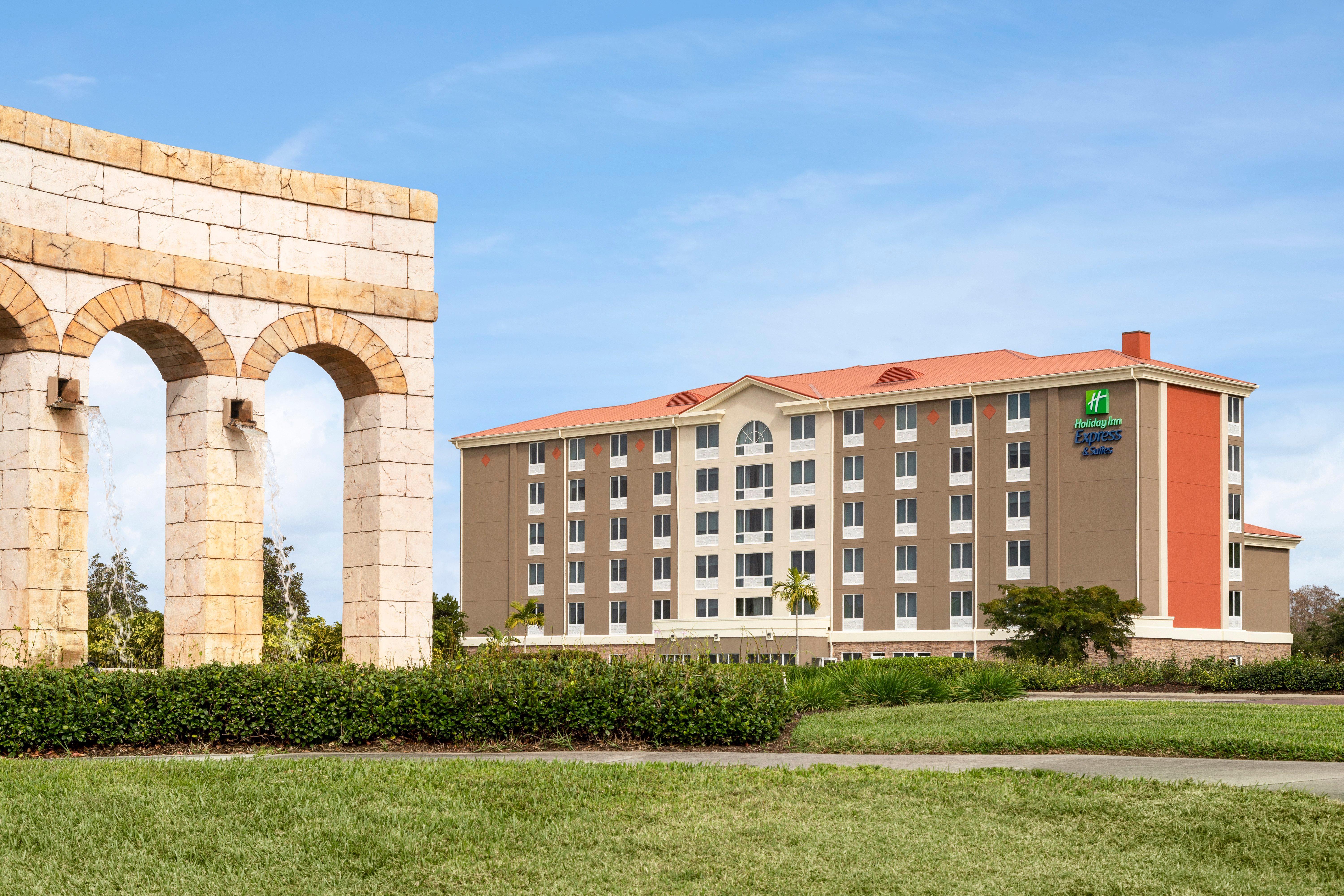 Express & Myers East - The Forum By Ihg 2* Fort Myers
