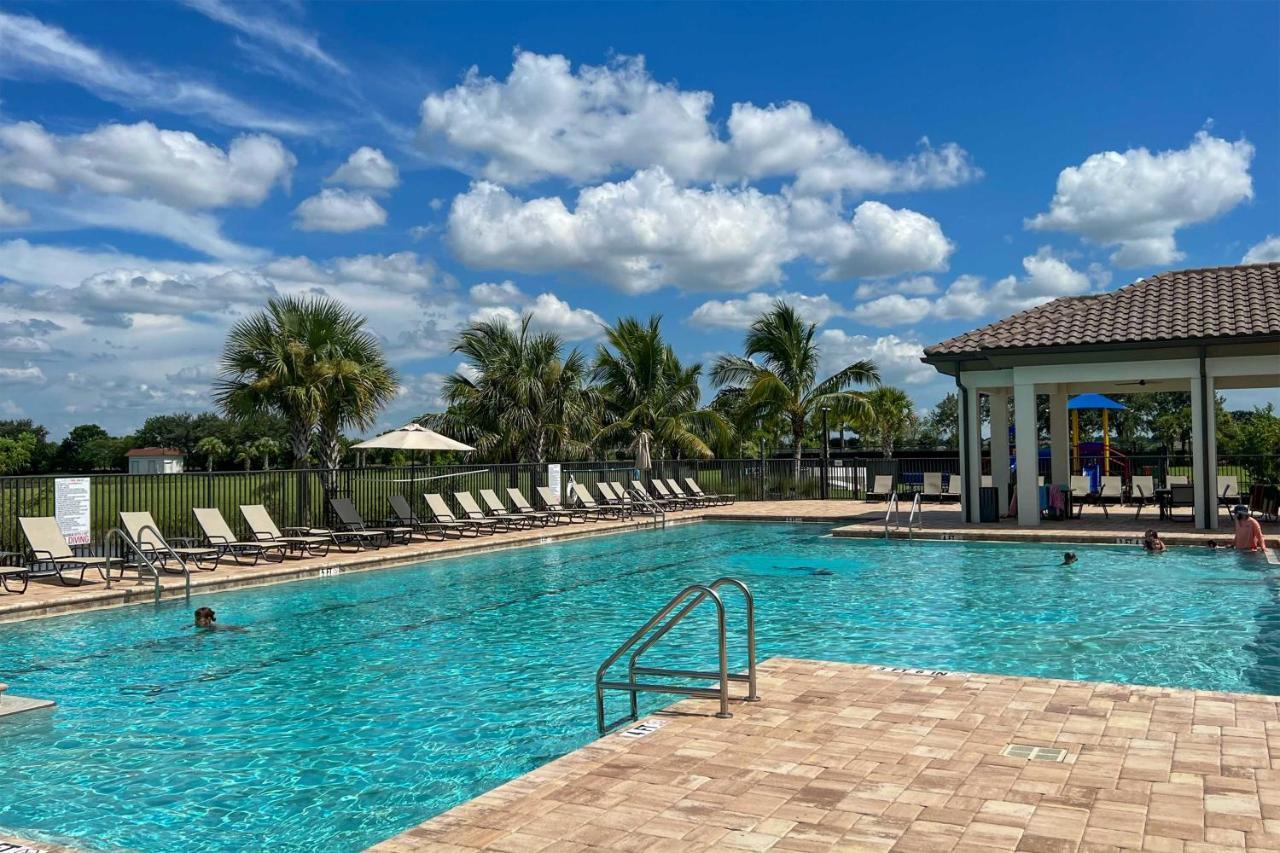 Holiday home Brand New Myers Townhome Community Pool