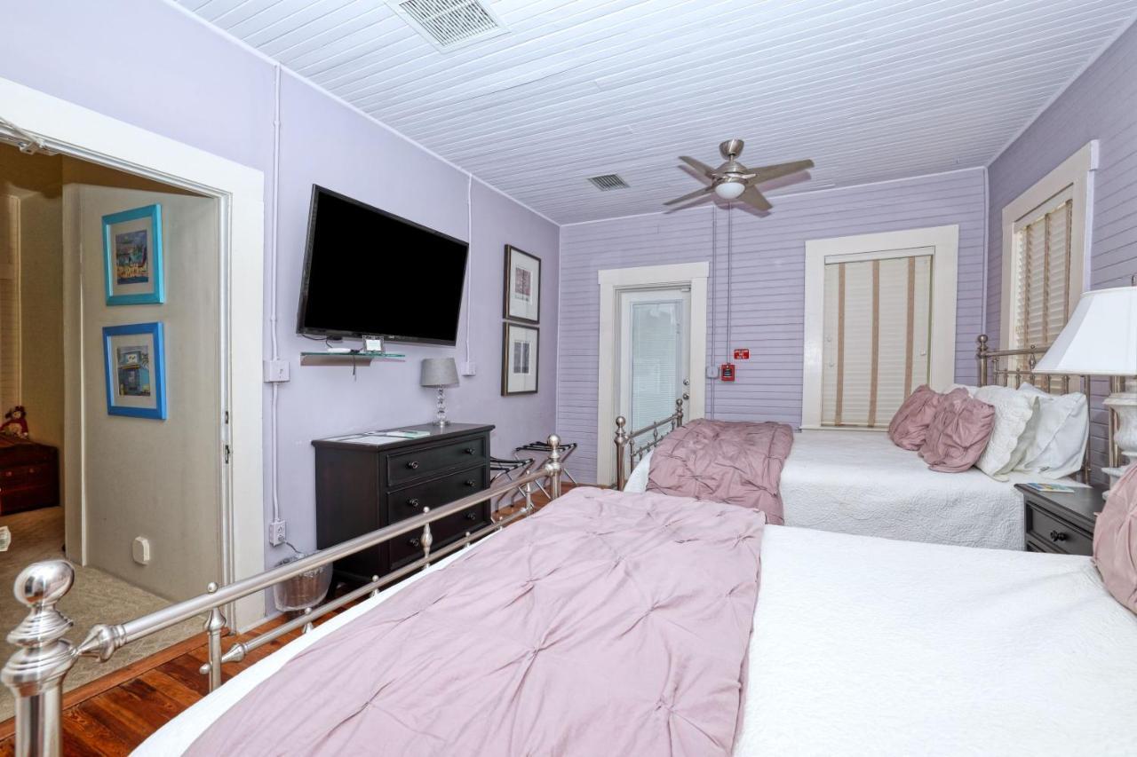 The Hibiscus House Of Myers 3* Fort Myers