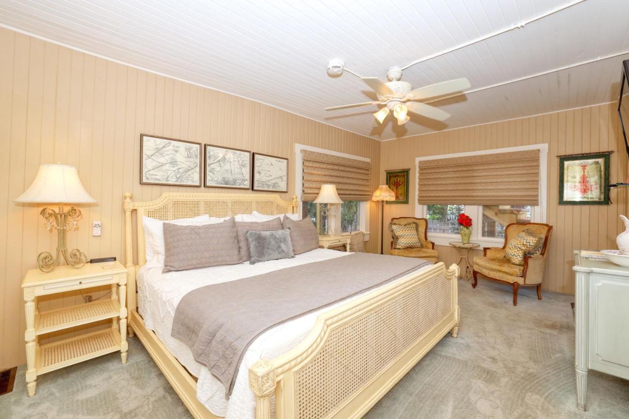 Inn The Hibiscus House Of Myers 3*