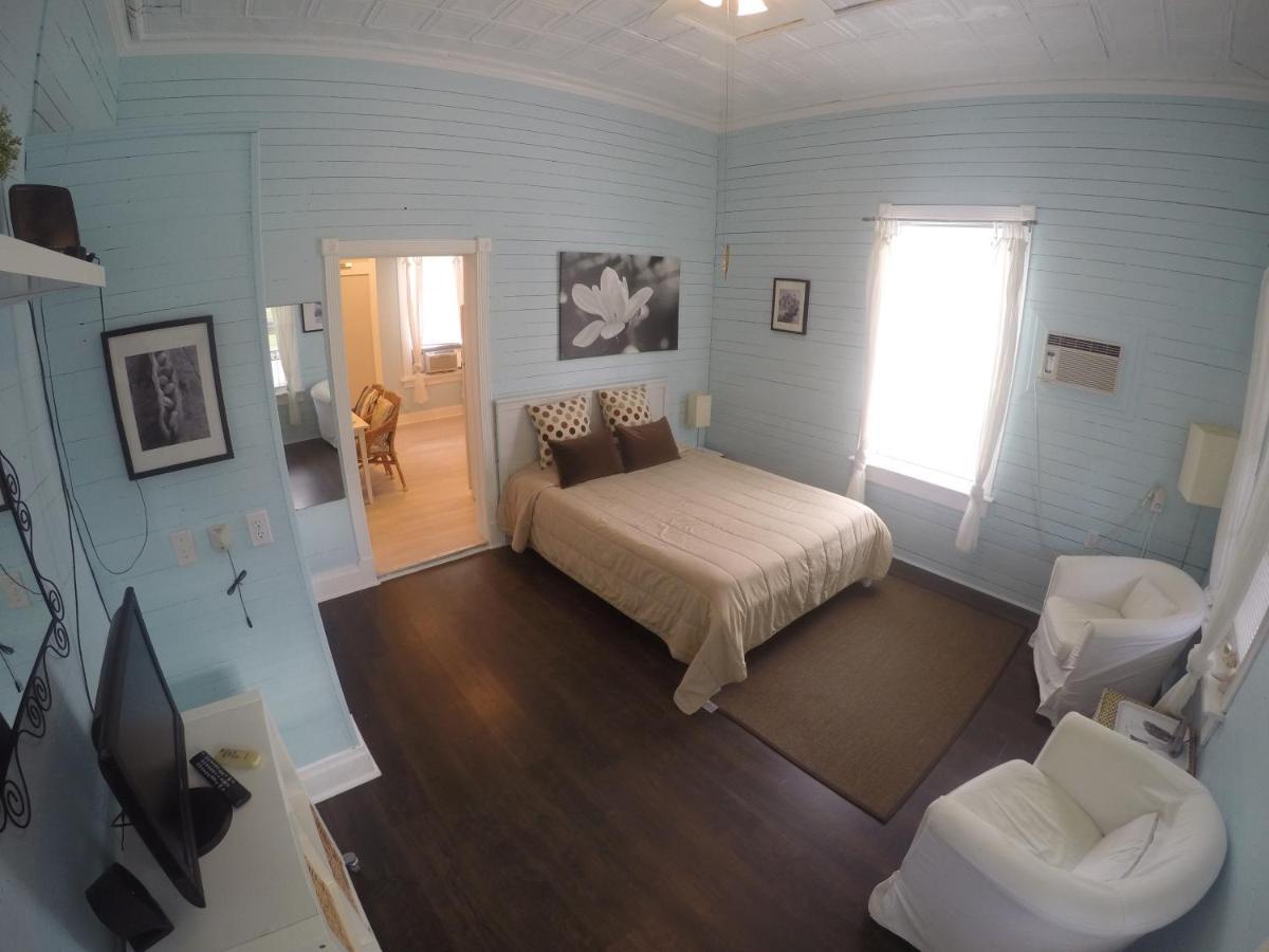 Barra House I Apartment Fort Myers