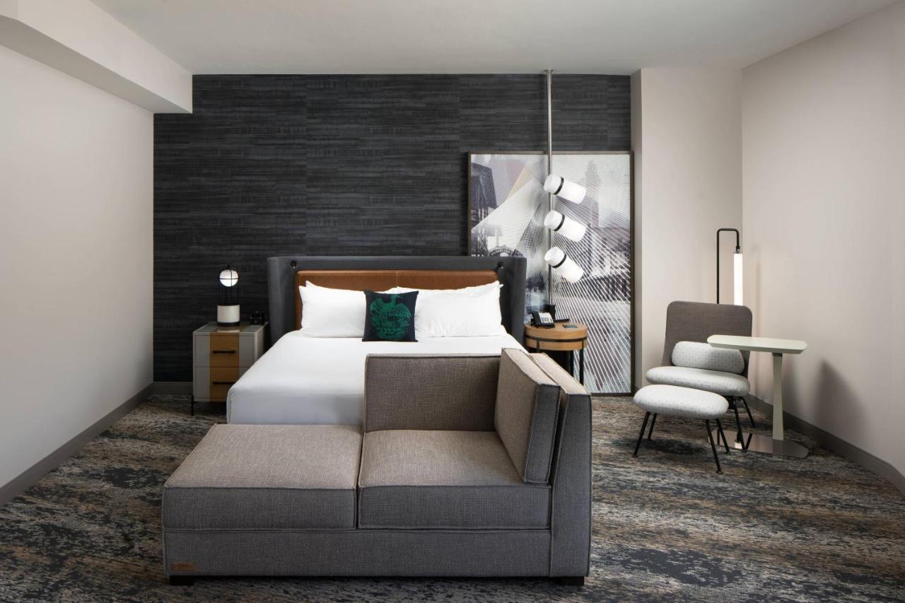 Hotel Luminary & Co., Autograph Collection Fort Myers