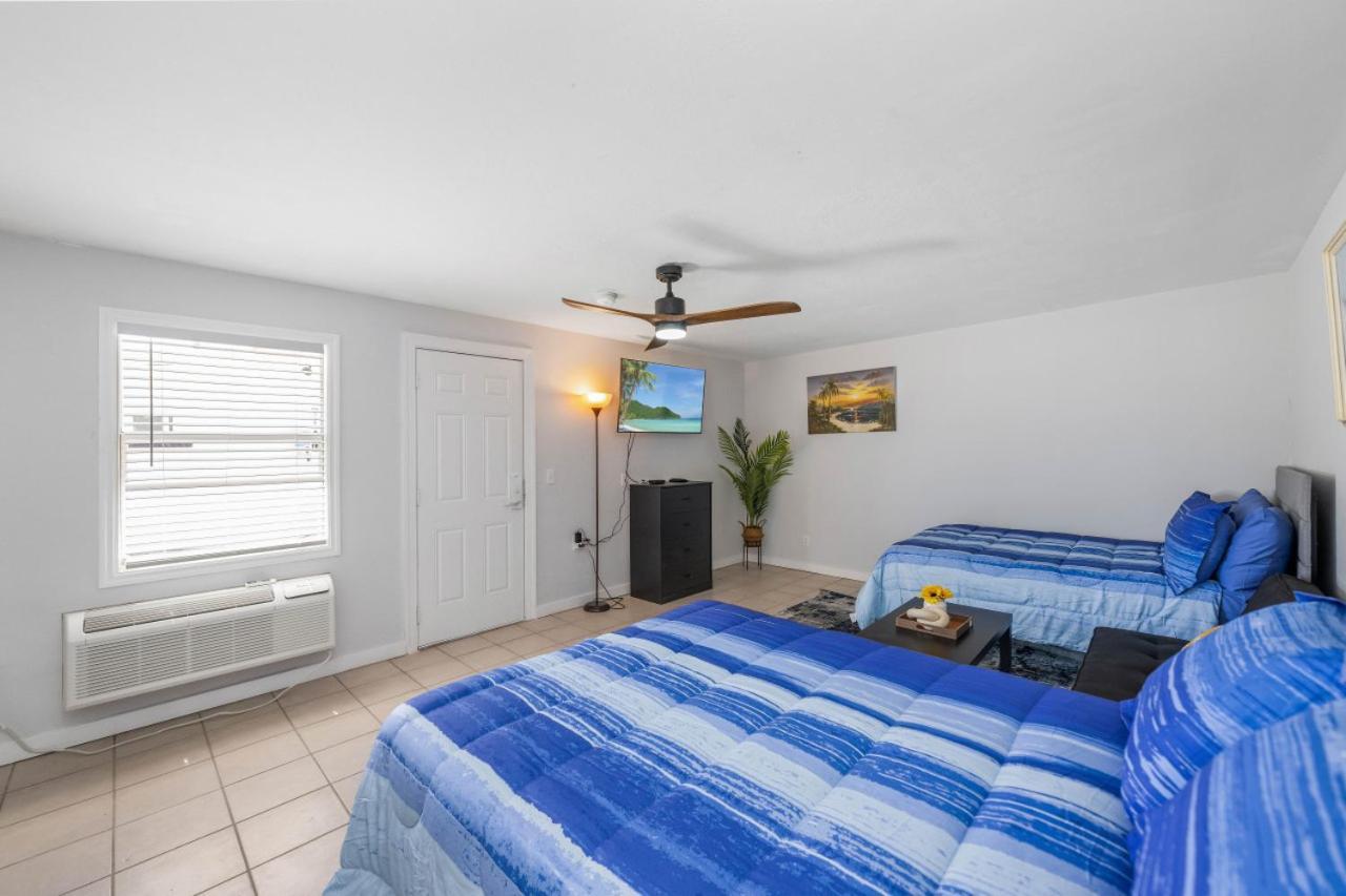 2 Bed With Pool, Close To Beach! Bbq Grills & Patio