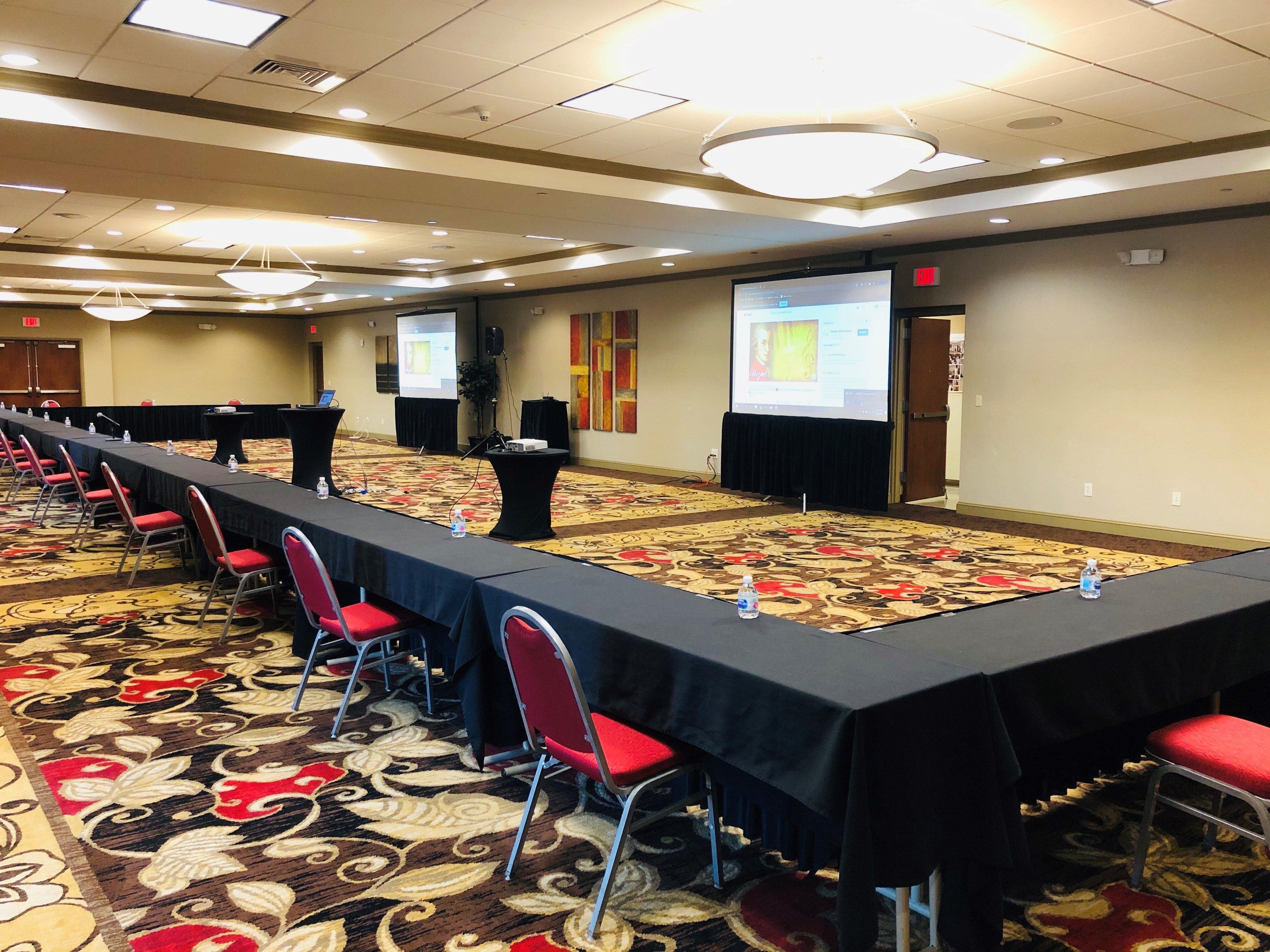 Crowne Plaza Ft Myers Gulf Coast By Ihg