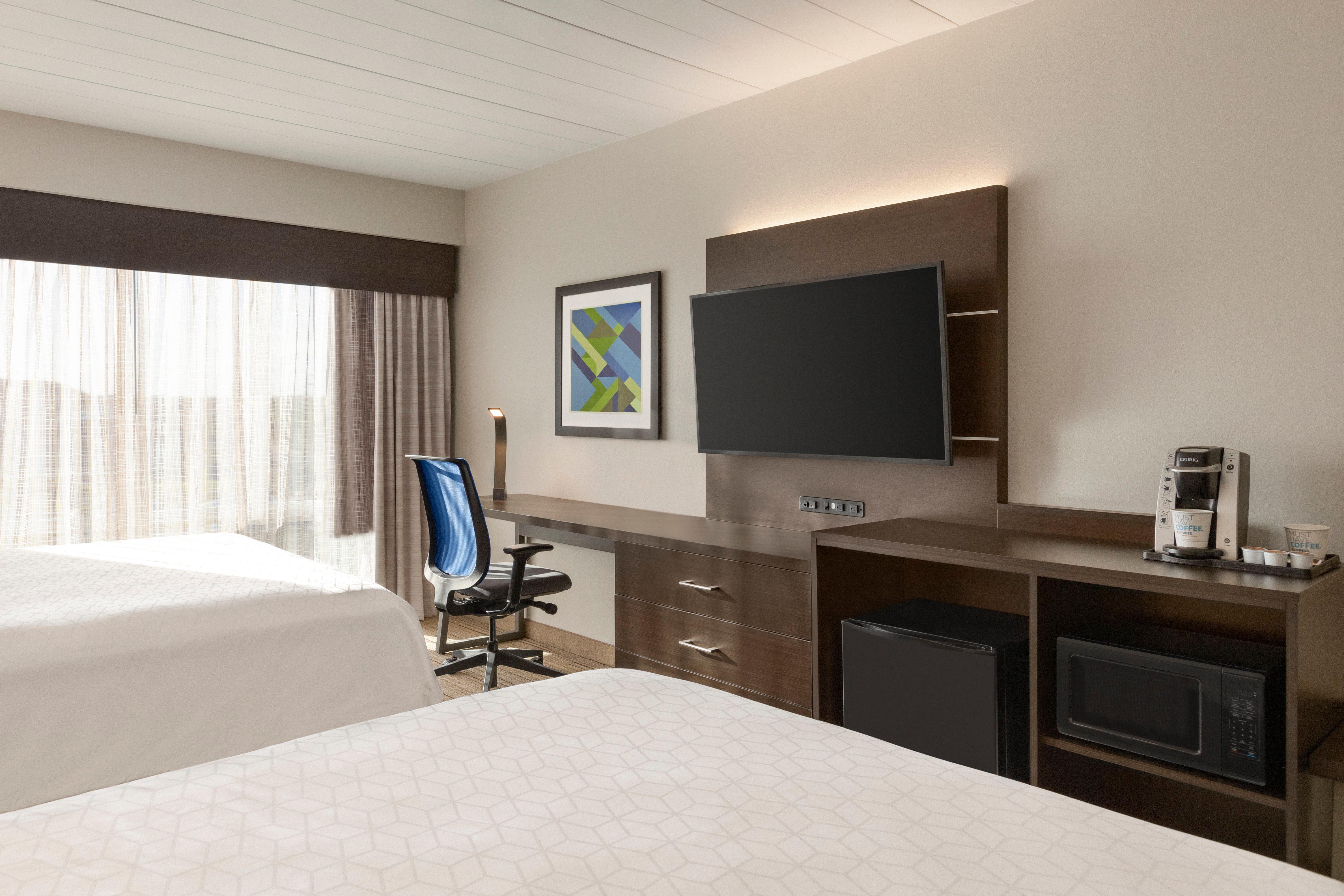 Hotel Express & Myers East - The Forum By Ihg 2*