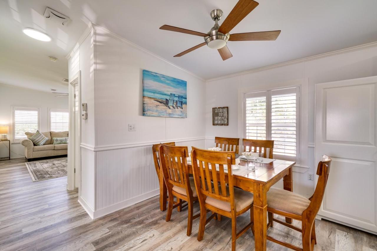Sunny Myers With Screened-in Porch And Grill Holiday home