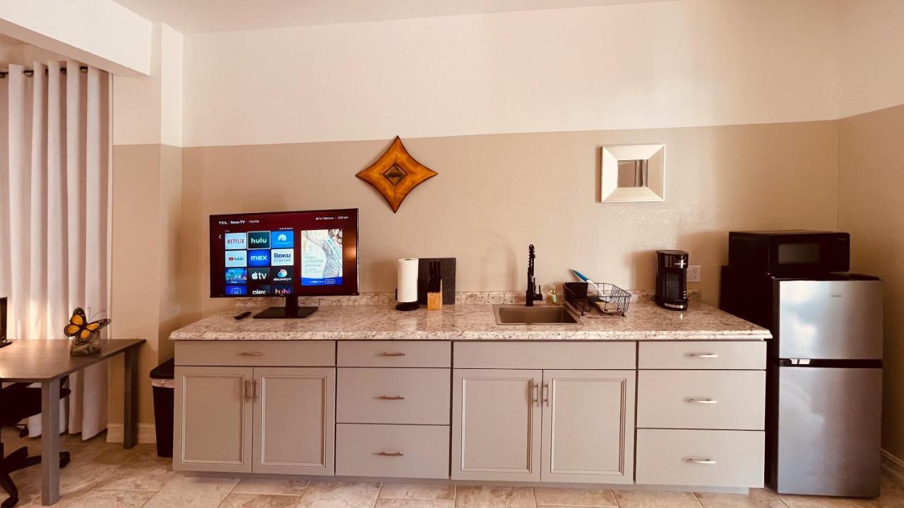 Guest house White Orchid Fort Myers