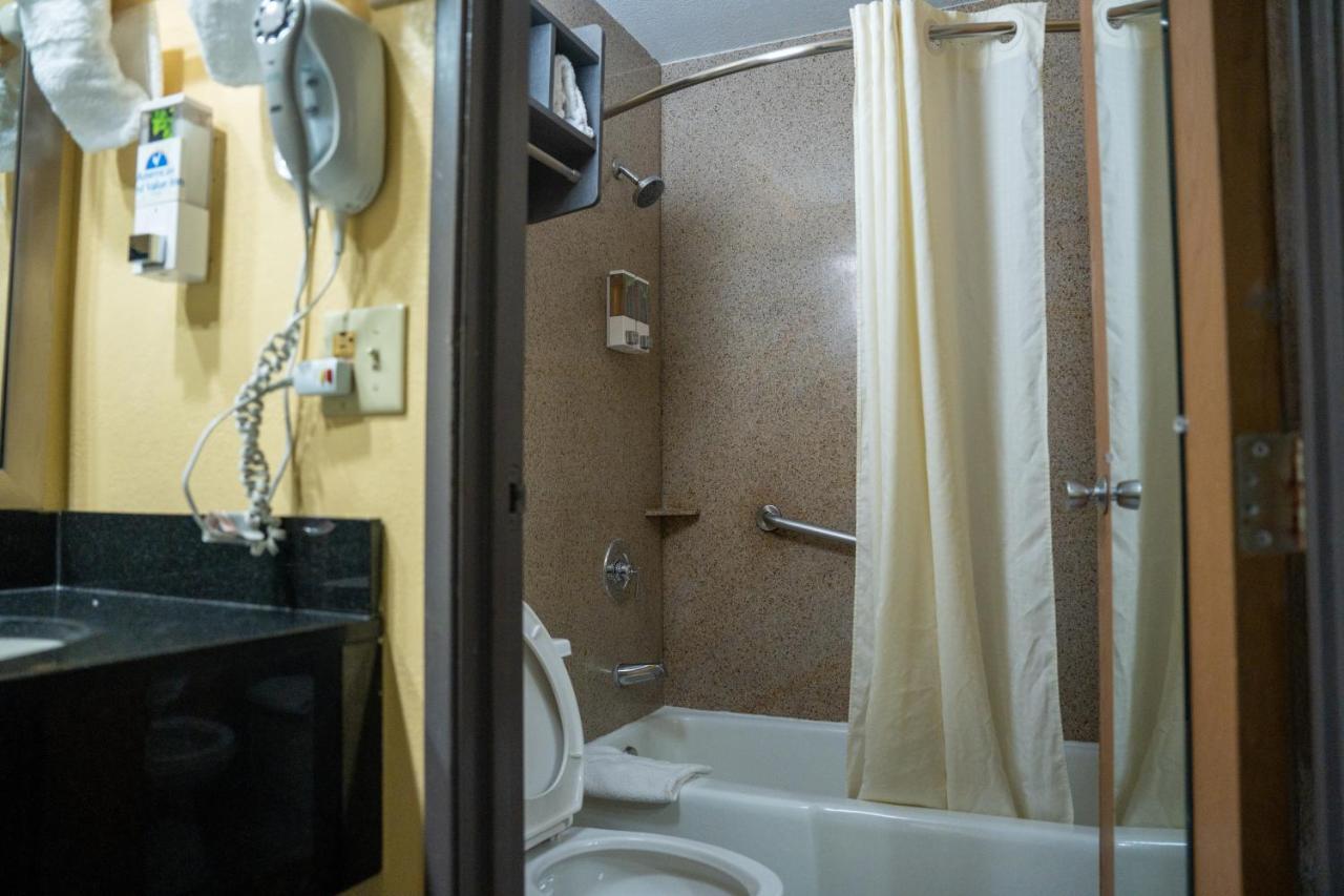 Americas Value Myers Fort Myers