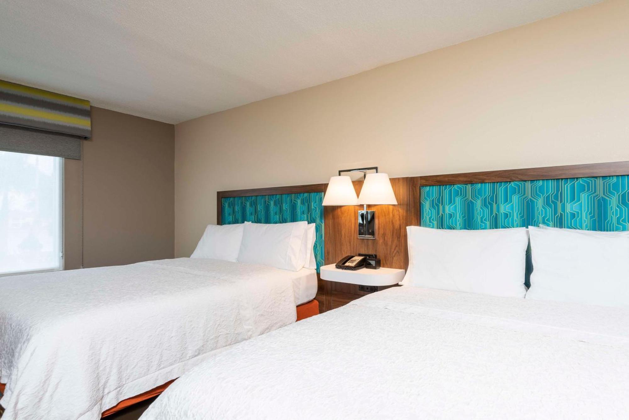 Hotel Hampton & Myers-colonial Boulevard