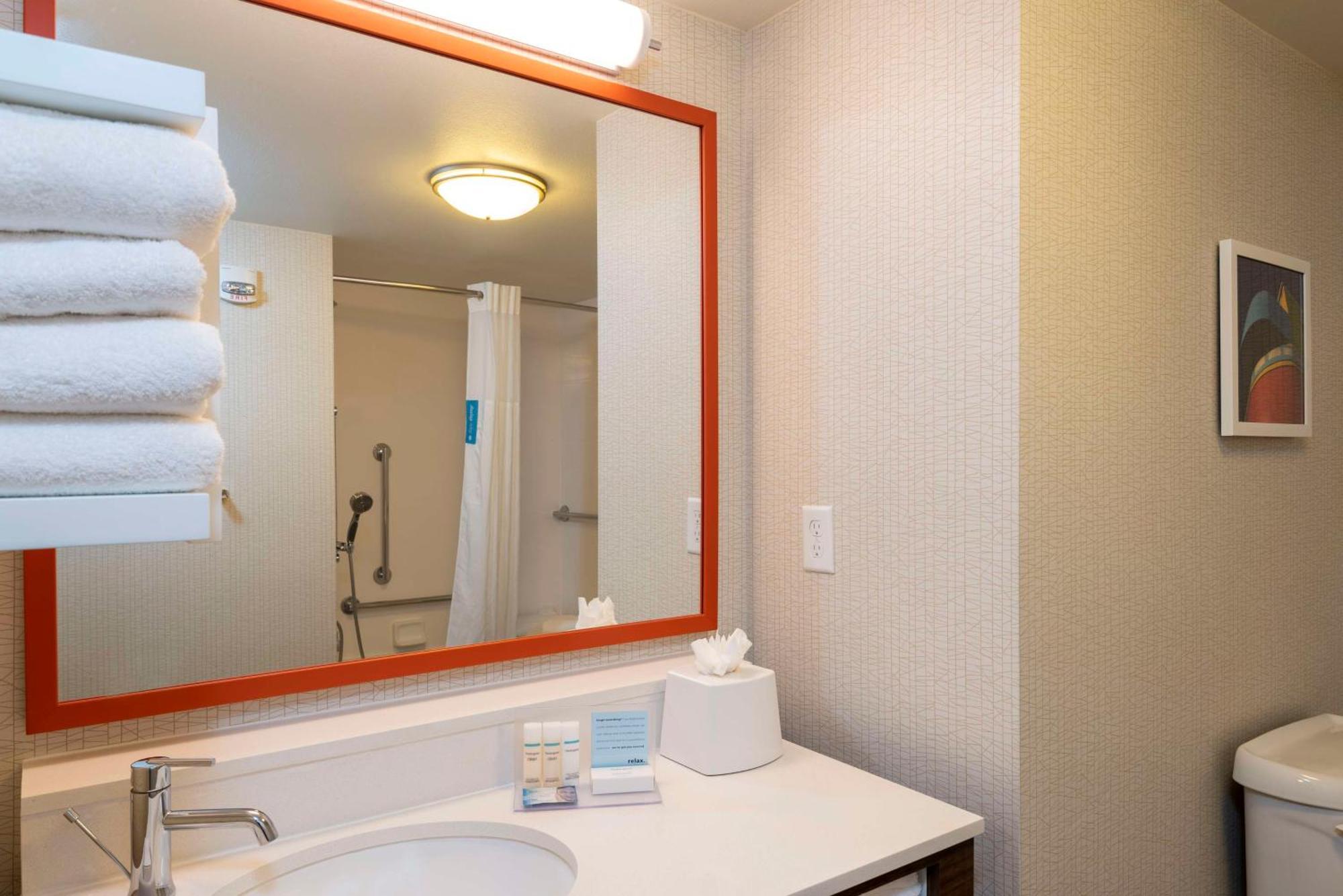 Hotel Hampton & Myers-colonial Boulevard 3*