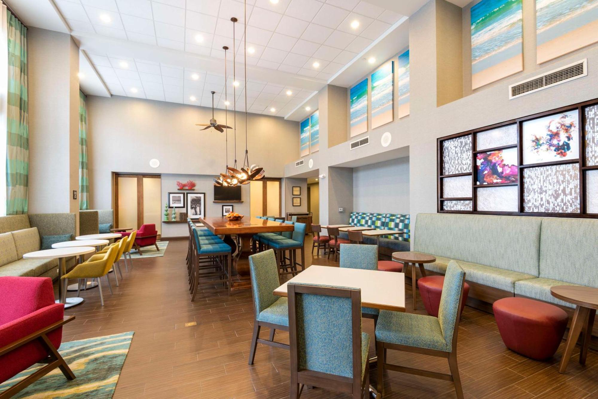 Hampton & Myers-colonial Boulevard Hotel Fort Myers