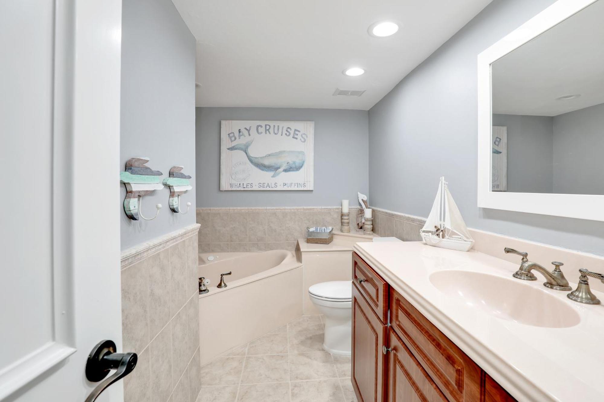 Family Friendly Myers Vacation With Pool Holiday home *