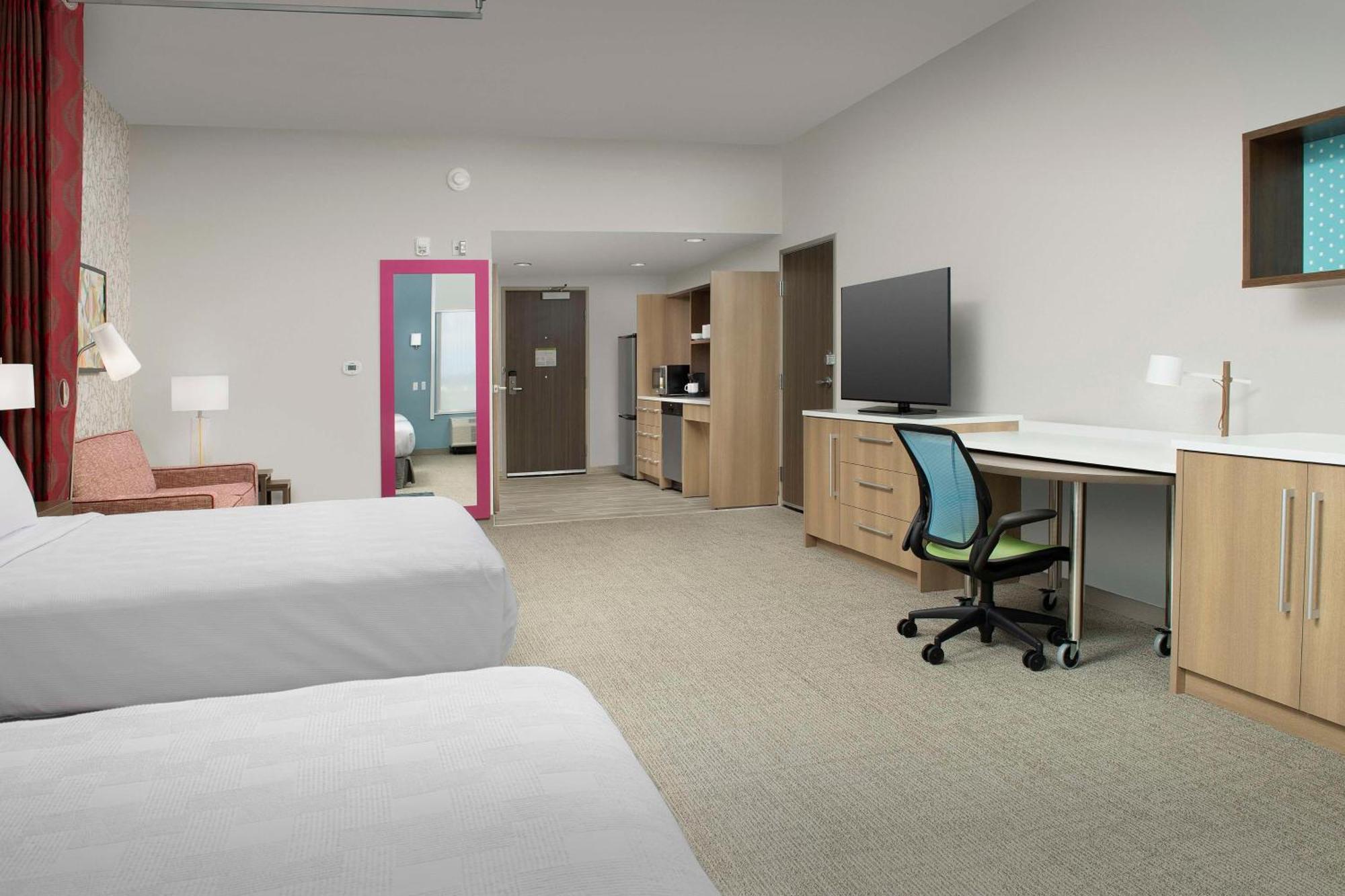 Hotel Home2 By Hilton Myers Airport