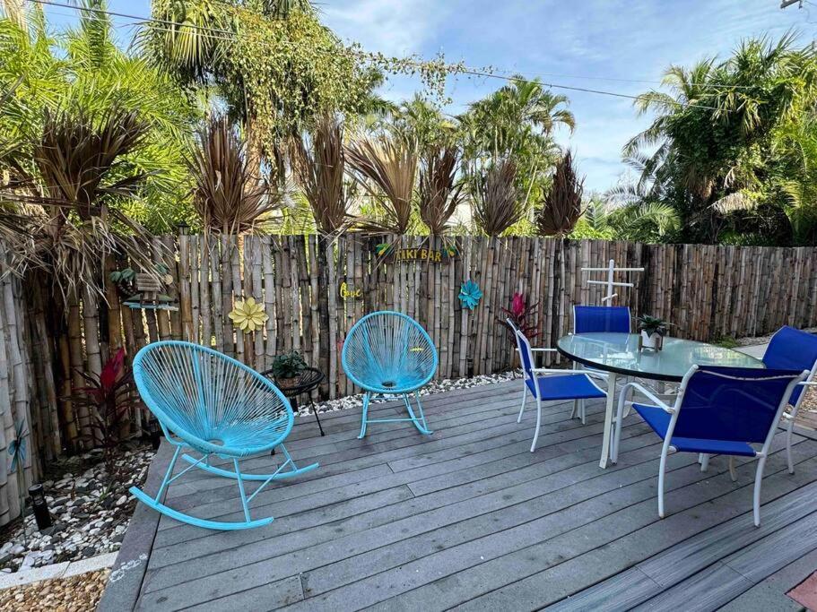 Tiki Retreat Apartment *